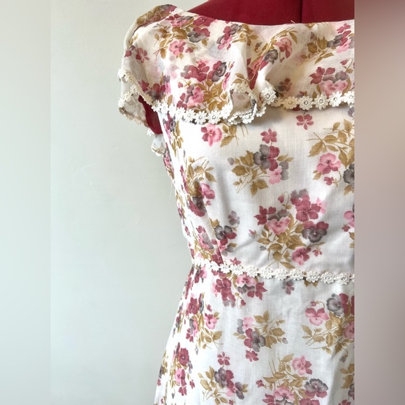 Vintage Prairie Dress, Sylvia Ann, Floral Print, Bohemian Style, 1970s, Small - Picture 8 of 12